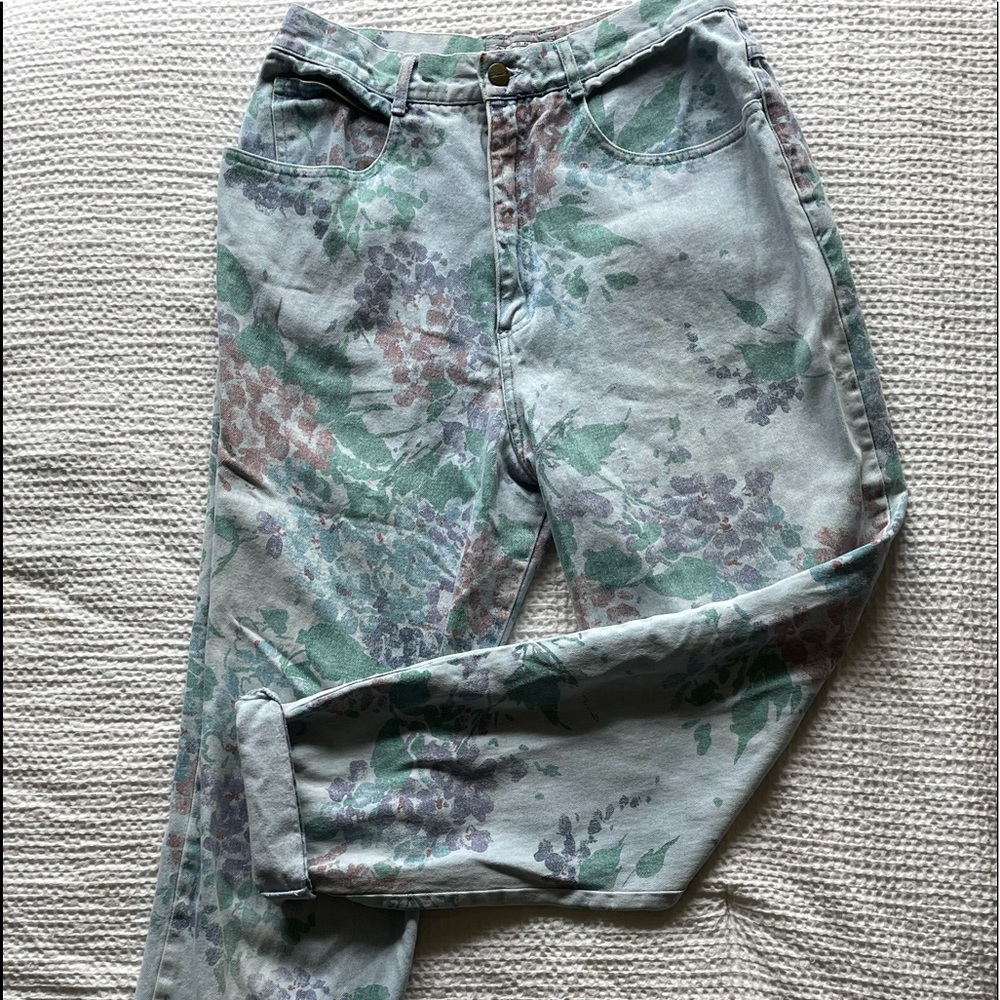 Vintage Floral High Waisted Jeans